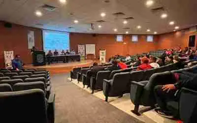 IMPARTEN CLÍNICA DE ACTUALIZACIÓN FÚTBOL FLAG