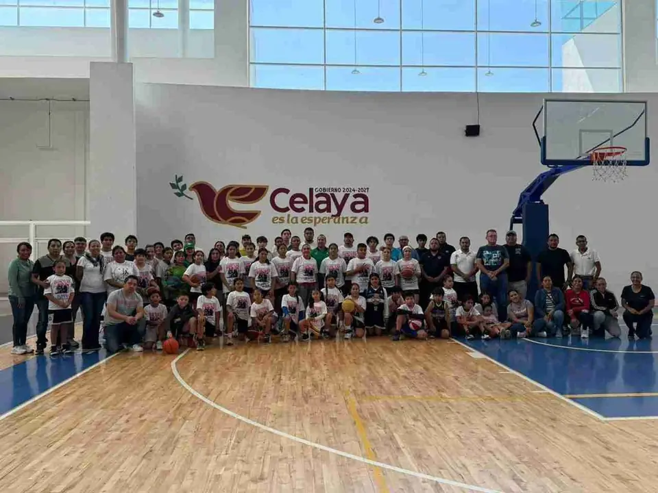 CONCLUYÓ 1ER CAMPAMENTO DE BALONCESTO “OMAR QUINTERO” EN CELAYA