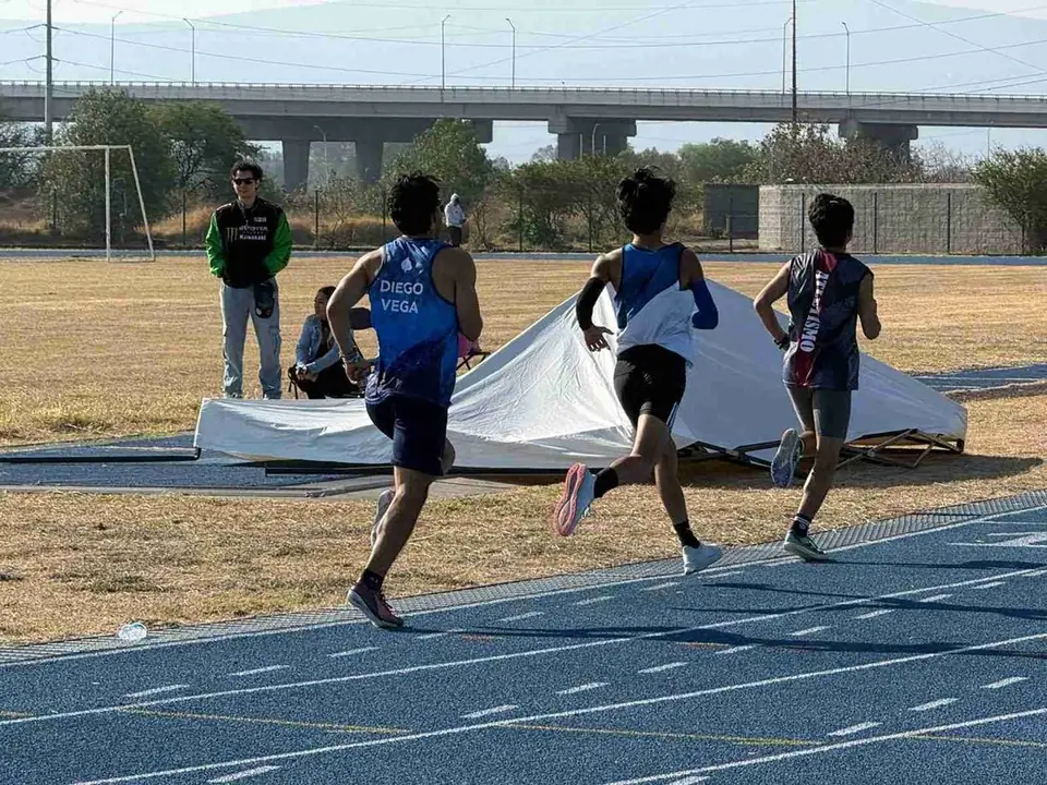 SE REALIZÓ LA 2DA FECHA DE ATLETISMO DE LA LIGA UNIVERSITARIA “LA ESPERANZA NOS LIGA”